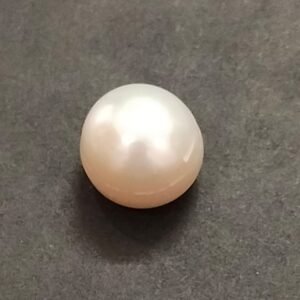 Pearl Moti Stone(मोती स्टोन) | Weight- 4.0,4.60,4.90,5.10,5.20,5.55,5.80,6.10 carat